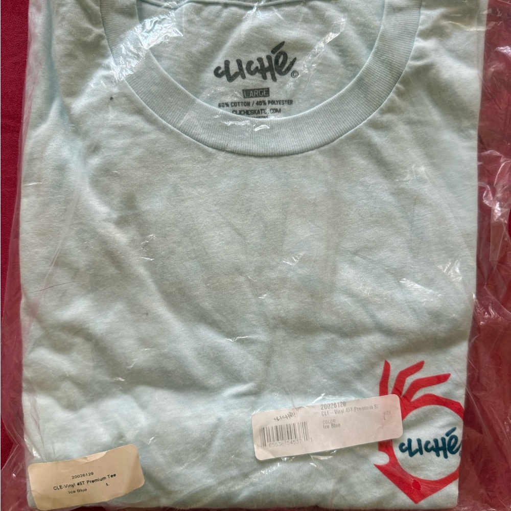 Cliché Light Blue Short Sleeve Tee size L
